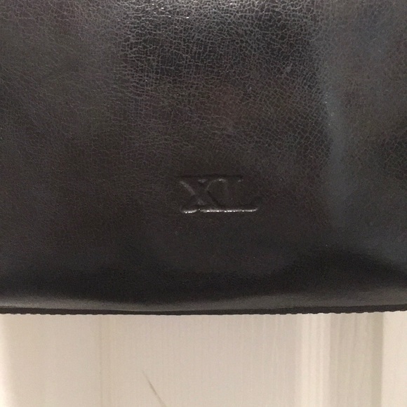 Cuero Vacuno Black Purse - Picture 5 of 6